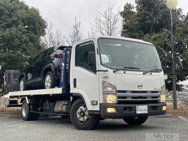 2010 Nissan Atlas