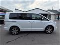 2024 Mitsubishi Delica D5