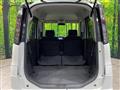 2011 Nissan ROOX