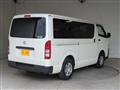 2015 Toyota Regiusace Van