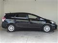 2015 Toyota PRIUS α