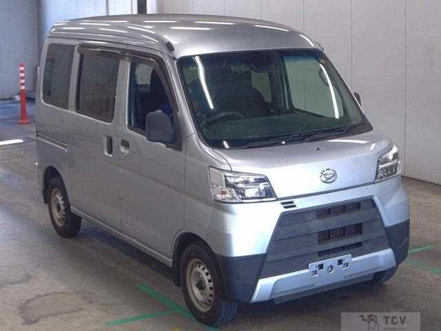 2022 Daihatsu Hijet Cargo