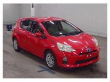 2013 Toyota AQUA