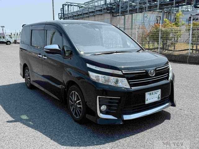 2016 Toyota Voxy