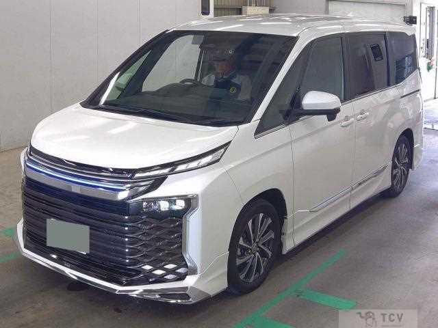 2025 Toyota Voxy