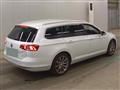 2018 Volkswagen Passat Variant