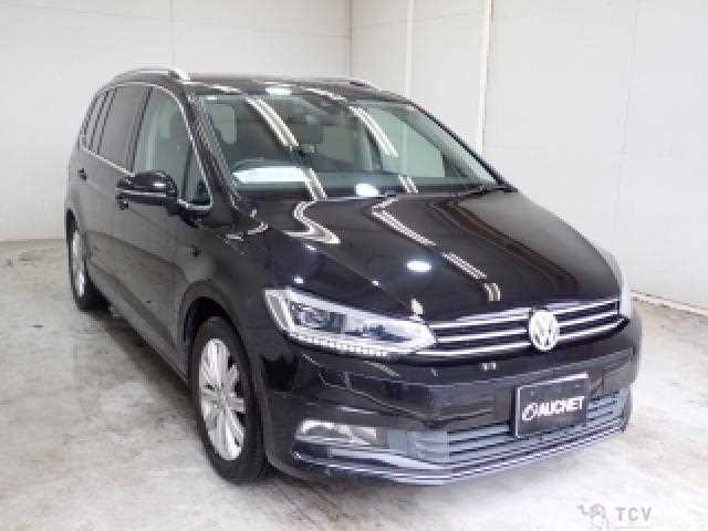 2016 Volkswagen Golf Touran