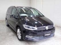 2016 Volkswagen Golf Touran