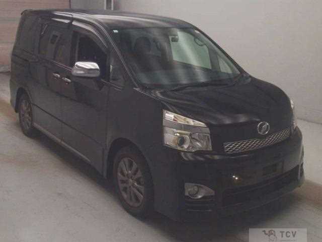 2013 Toyota Voxy