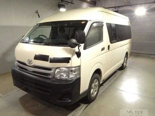 2013 Toyota Hiace Commuter