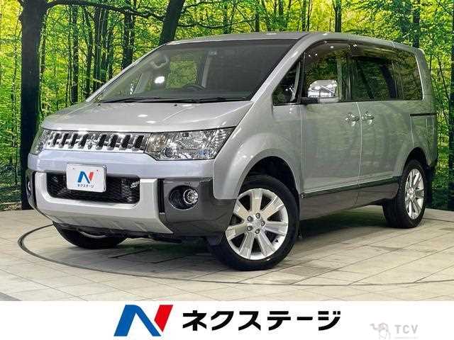 2015 Mitsubishi Delica D5