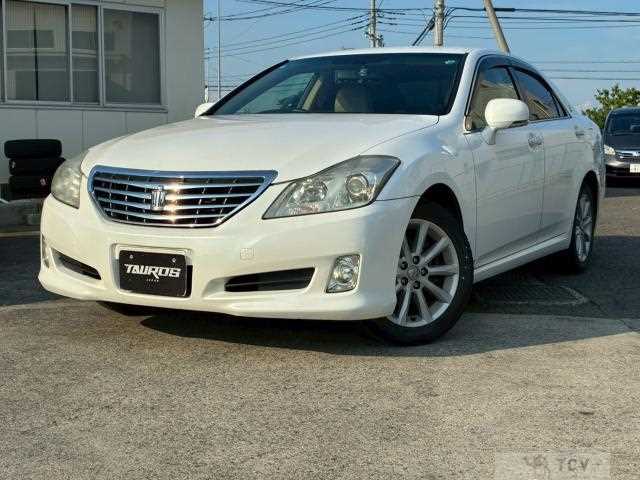 2009 Toyota Crown
