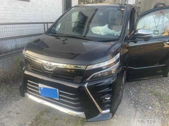 2021 Toyota Voxy