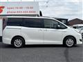2017 Toyota Noah