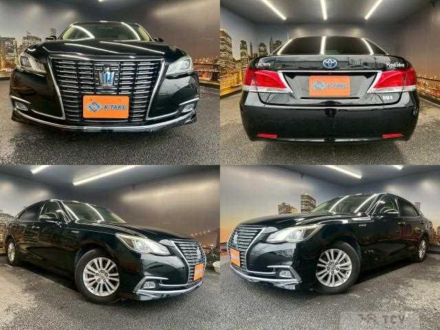 2013 Toyota Crown Hybrid