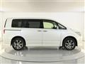 2017 Mitsubishi Delica D5