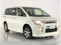 2017 Mitsubishi Delica D5