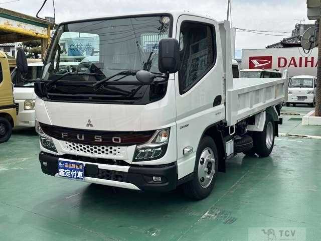 2025 Mitsubishi Fuso Canter