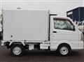 2019 Nissan Clipper Truck