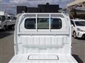 2022 Nissan Clipper Truck