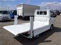 2022 Nissan Clipper Truck