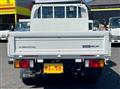 2020 Isuzu Elf Truck