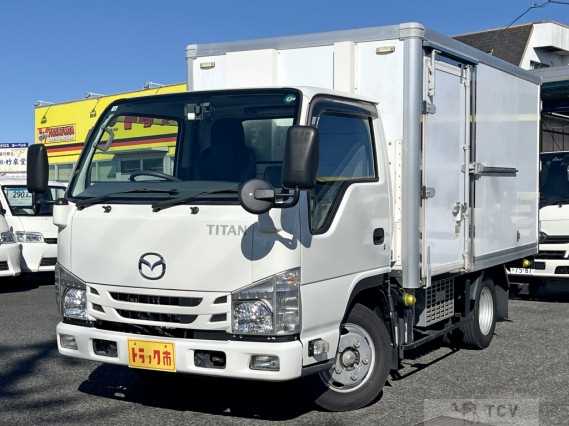2020 Mazda Titan