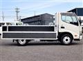 2022 Hino Dutro
