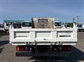 2020 Isuzu Elf Truck
