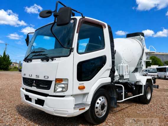 2015 Mitsubishi Fuso Fighter