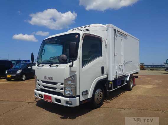2016 Isuzu Elf Truck