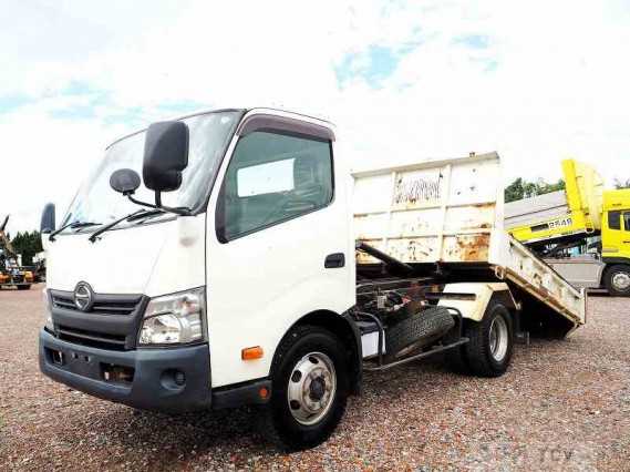 2016 Hino Dutro