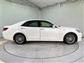 2013 Toyota Crown Hybrid