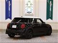 2022 BMW MINI