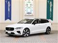 2025 Volvo V60