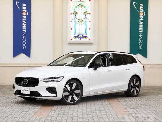 2025 Volvo V60