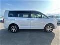 2021 Mitsubishi Delica D5