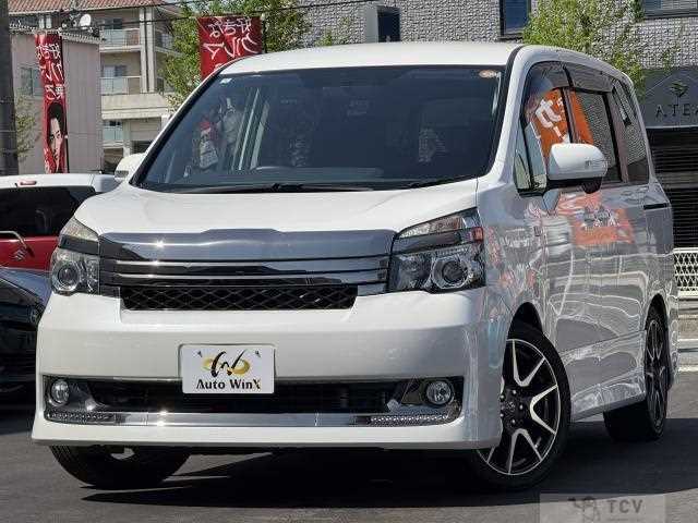 2011 Toyota Voxy