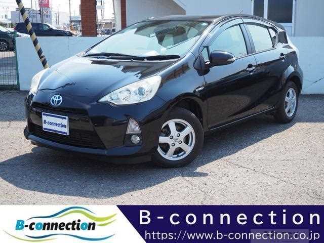 2013 Toyota AQUA