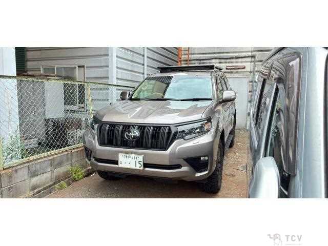 2023 Toyota Land Cruiser Prado