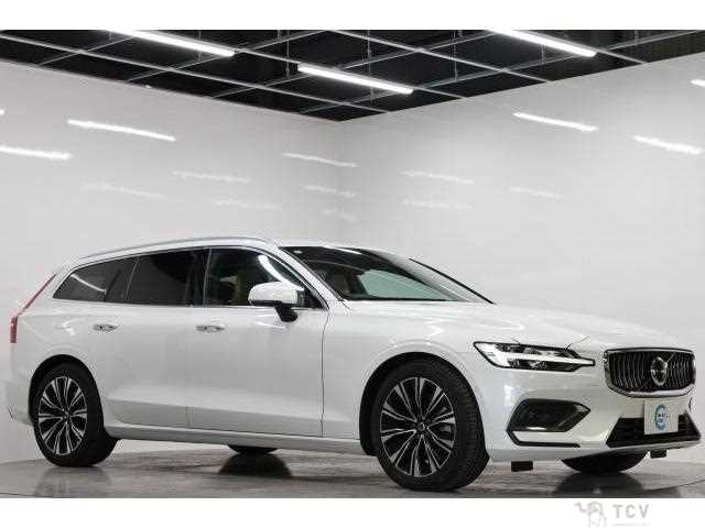 2022 Volvo V60