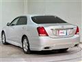 2011 Toyota Crown Majesta