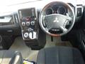2015 Mitsubishi Delica D5
