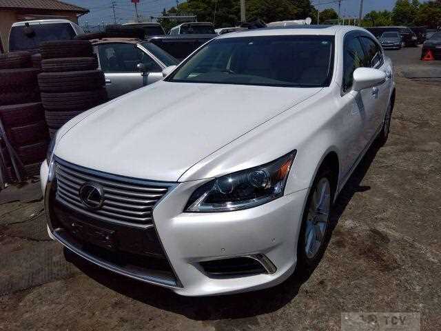 2015 Lexus LS