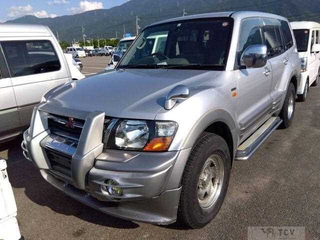 2000 Mitsubishi Pajero