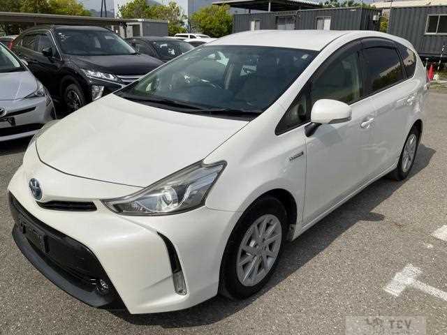 2015 Toyota PRIUS α