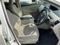 2015 Toyota PRIUS α