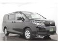 2017 Toyota Voxy