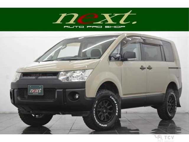 2008 Mitsubishi Delica D5