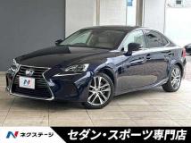 2017 Lexus IS